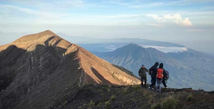 Mount Agung - 3,142 meters Above Sea Level - Home of the God with Majestic View! 2 mount agung sunrise trekking 3