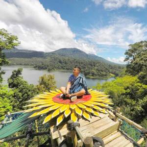 Lake Buyan 1