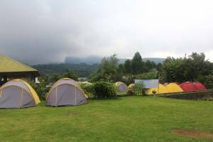 Lake Buyan 2