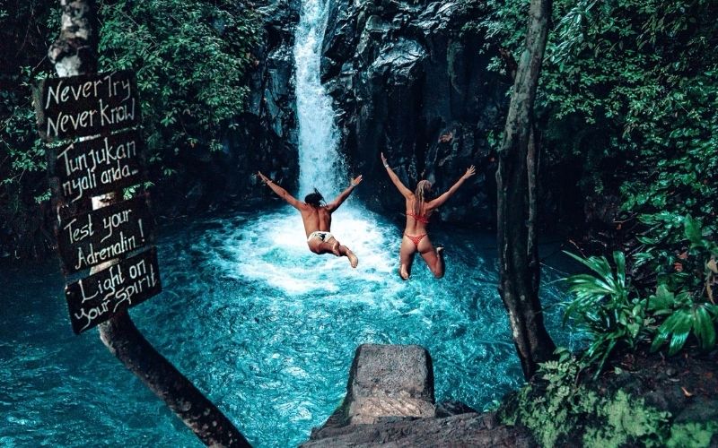 Aling Aling Waterfall, Cliff Jumping and Natural Slides that Will Pump Your Adrenaline & 3 Other Waterfalls. 5 aling aling waterfalls