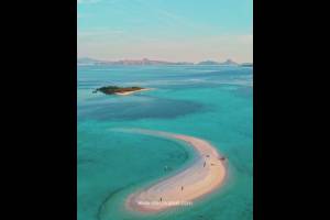 Padar Island, Pink Beach and Taka Makassar