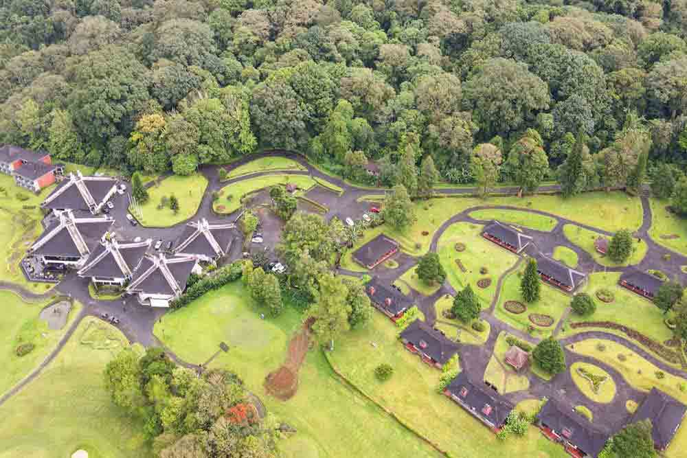 Bali Handara Gate - Golf Resort and it's Iconic Entrance - Bedugul's Hidden Gem 2 Bali Handara gallery new1