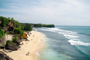 Pantai Balangan – Salah Satu Tujuan Wisata Terpopuler di Bali!  Berikut Alasannya!