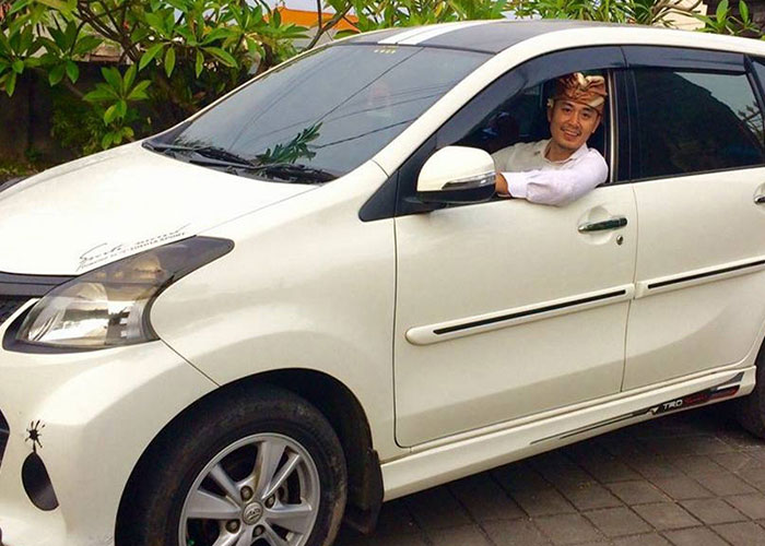 Bali Sightseeing 6 balinese driver