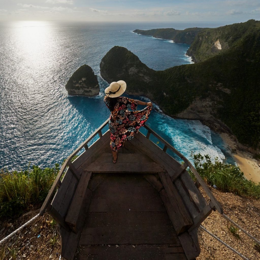 Is Bali Cheap? How to Travel Bali on a Budget 9 nusa penida kelingking3 1024x1024 1