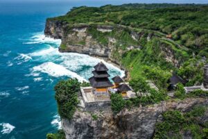 THE BEST HOTELS IN ULUWATU