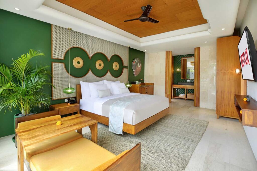 The Best Bali 6-Star Hotels for Your Next Luxury Getaway 6 Monolocale resort room 2