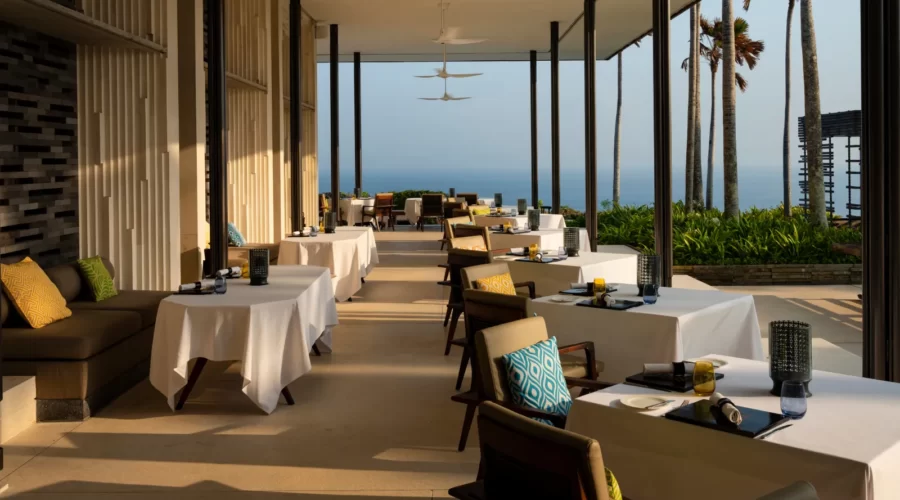 uluwatu restaurants discovabali