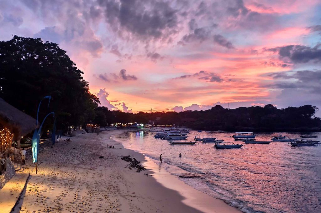 Exploring the Charms of Mushroom Beach Bali 2 mushroom beach bali night
