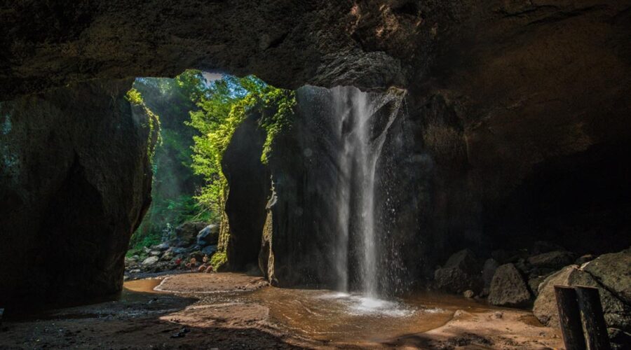 Goa Raja Waterfall