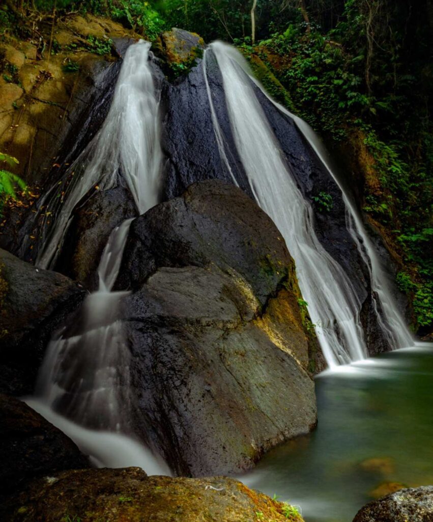 Menjelajahi Air Terjun Campuhan Antapan - Surga yang Belum Tersentuh di Bali 1 Campuhan Antapan Waterfall