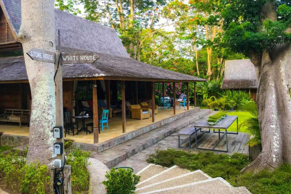 Vila-Vila yang Mempesona di Jimbaran: Rahasia Tersimpan Terbaik di Bali 14 chanteak bali 2