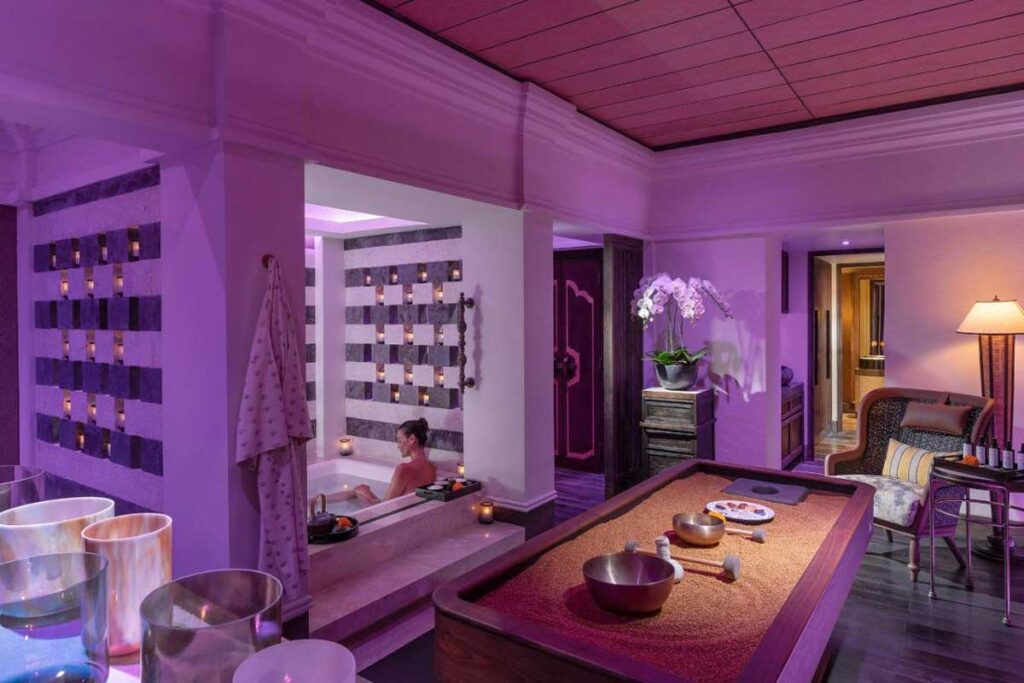 5-Star Bali's Oceanfront Elegance: Luxury Retreats Await 8 four seasons bali at jimbaran bay 2