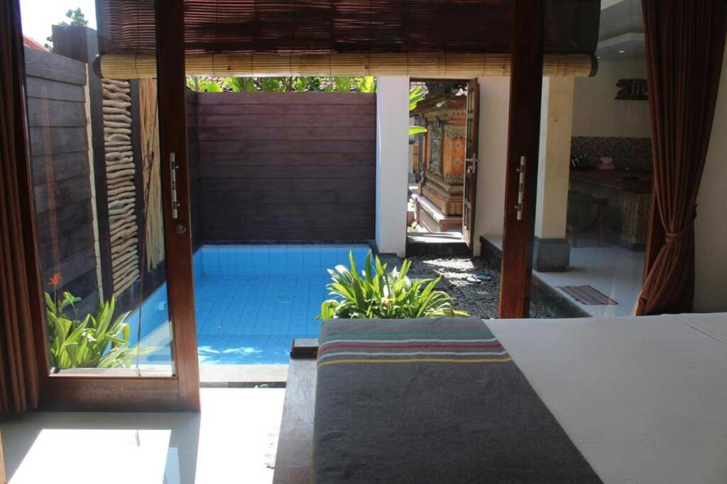 Villa-Villa di Kuta dengan Kolam Renang Pribadi: Dari Tempat Peristirahatan Mewah hingga Tempat Peristirahatan Ramah Anggaran 10 jukung villas 1