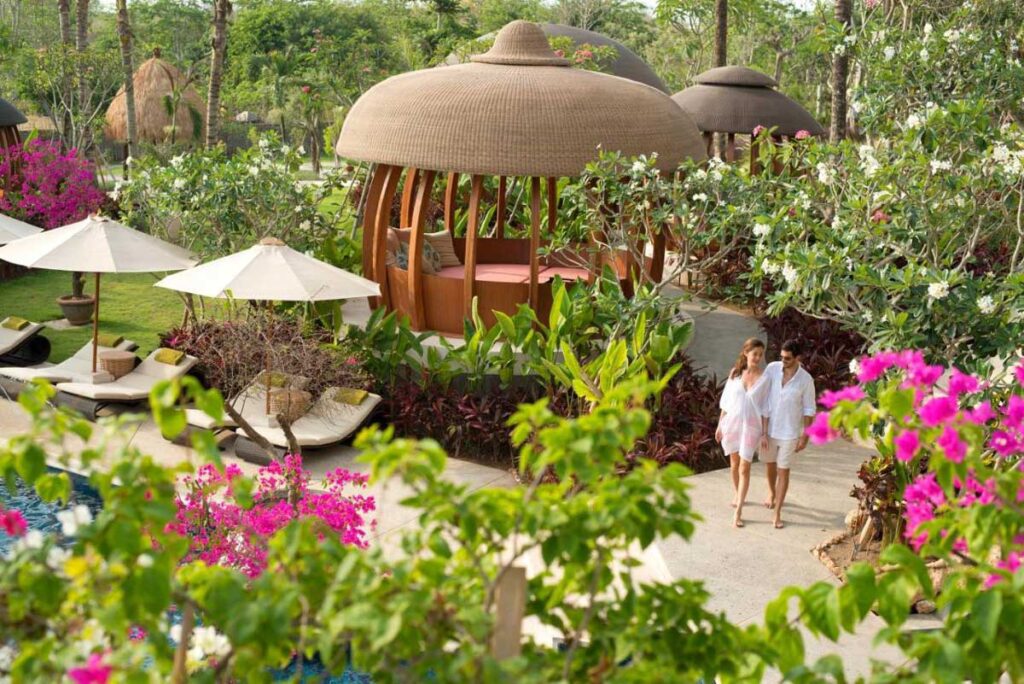 5-Star Bali's Oceanfront Elegance: Luxury Retreats Await 1 rimba ayana 1