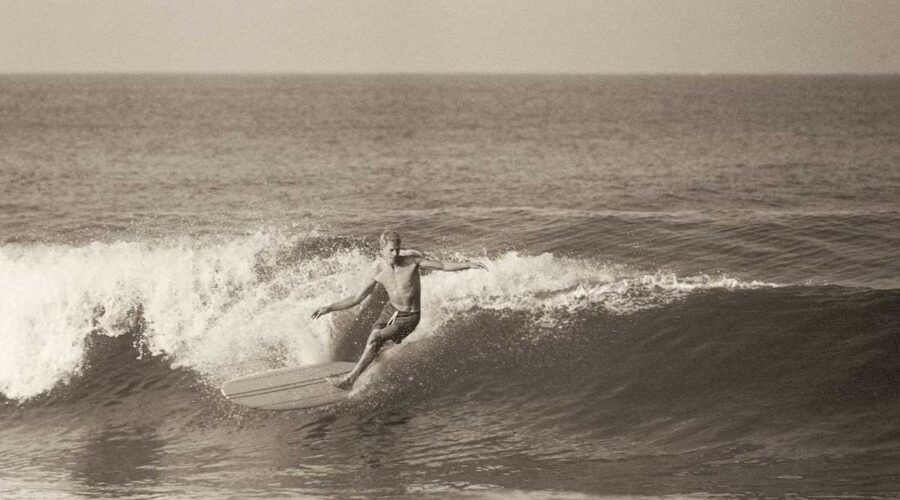 Bagaimana Surfing Masuk ke dalam Budaya Modern: Tinjauan Sejarah