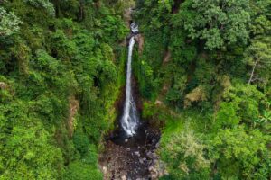 Colek Pamor Waterfall