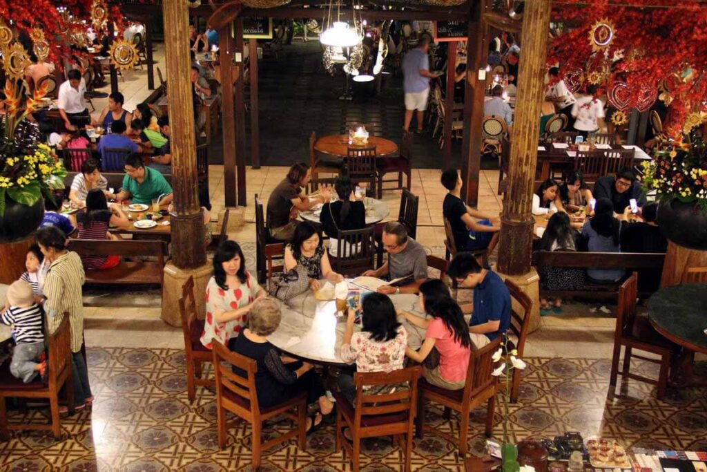 尽享美食: 不可错过的库塔八大餐厅 5 mades warung 1