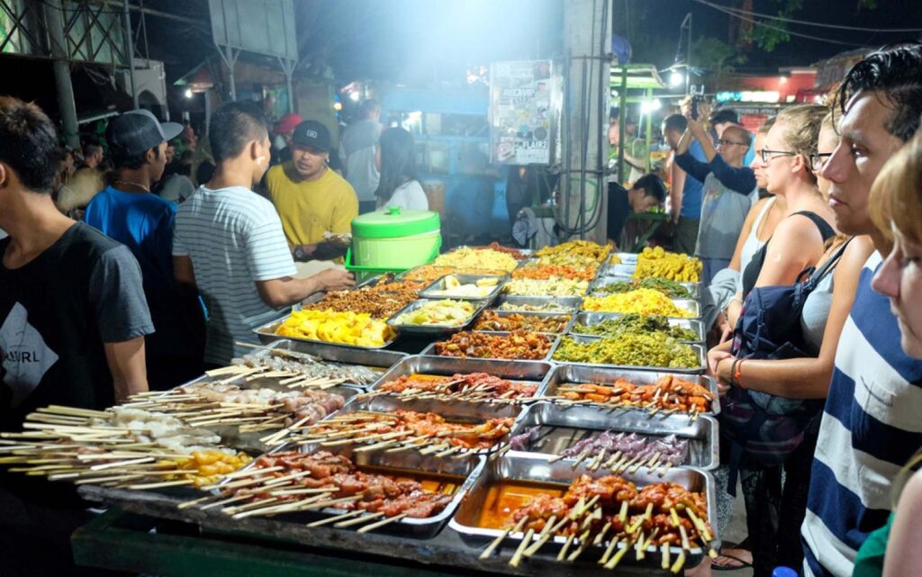 Gili Trawangan in 2025: Ultimate Travel Guide for Adventure & Relaxation 6 night market gili v1