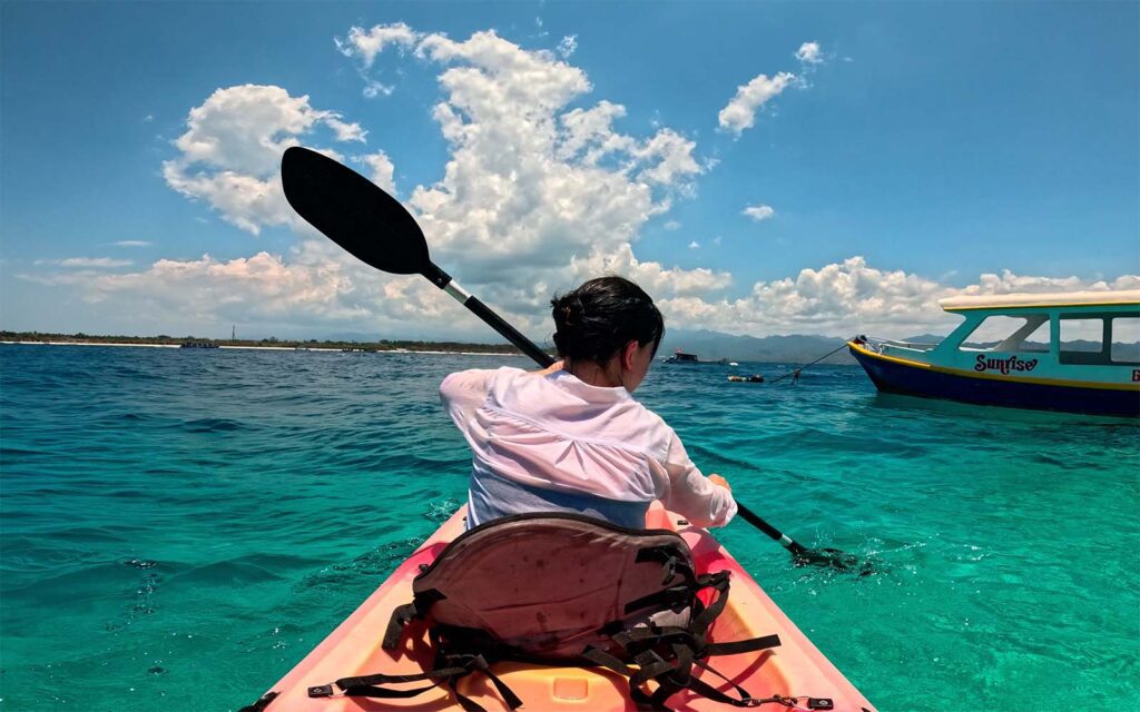 Gili Trawangan in 2025: Ultimate Travel Guide for Adventure & Relaxation 5 paddle gili v1